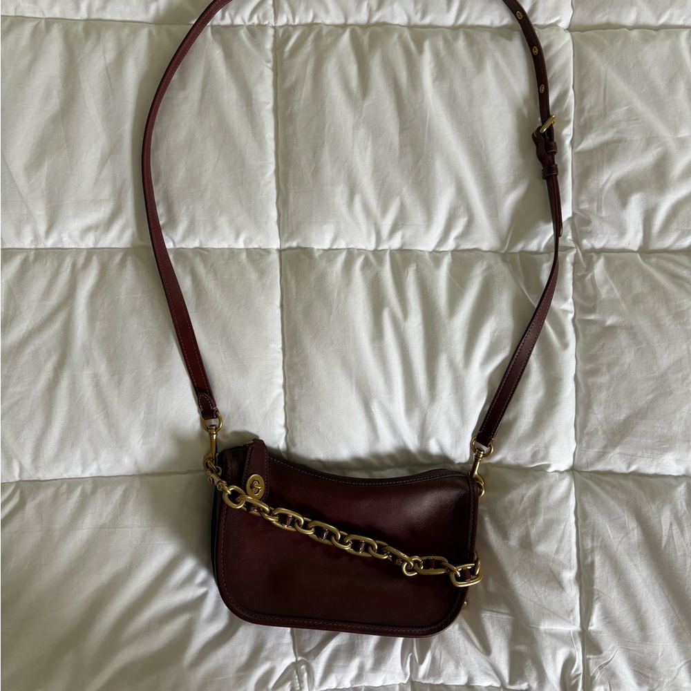 Elegant Brown Leather Shoulder Bag